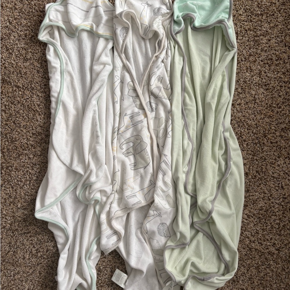 Baby hooded bath towels